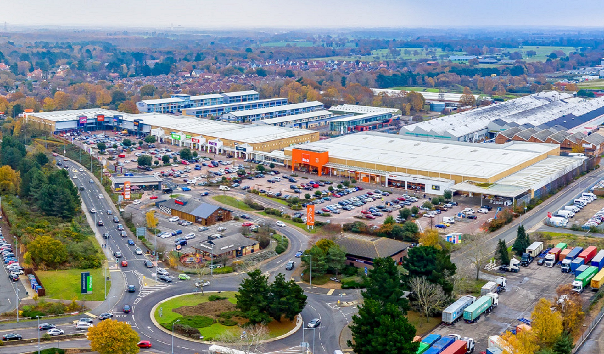 Oxford completes sale of £518 Million UK retail park portfolio to Redevco